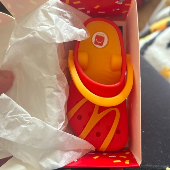 McDonald’s keychain crocs - Picture 1 of 1